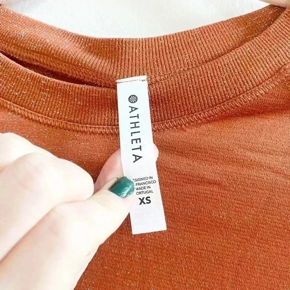 Athleta orange long sleeve shimmer top XS - Picture 3 of 4